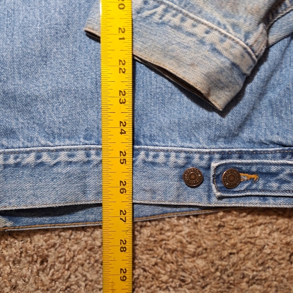 LEVI'S Men’s Trucker  Denim Jean Light Blue Jacket Size XXL Distressed  Grunge - Picture 9 of 10